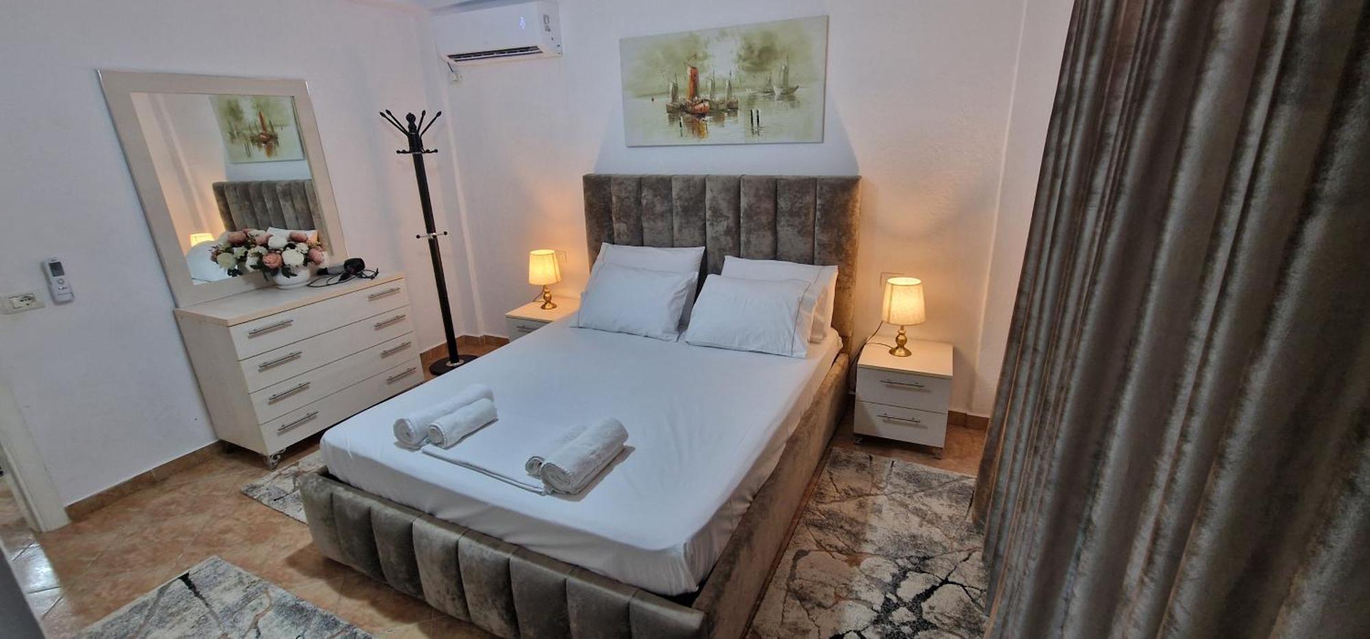 Daily Rent Apartment City Center Elbasan 6 Exterior foto